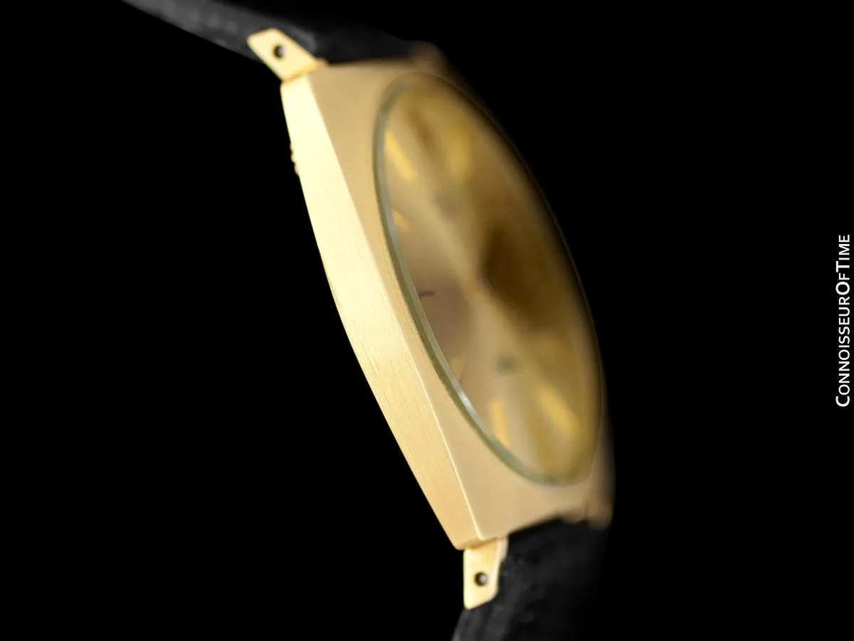 1960's Rolex Cellini Vintage Mens Midsize Handwound Watch, Ref. 3714 - 18K Gold