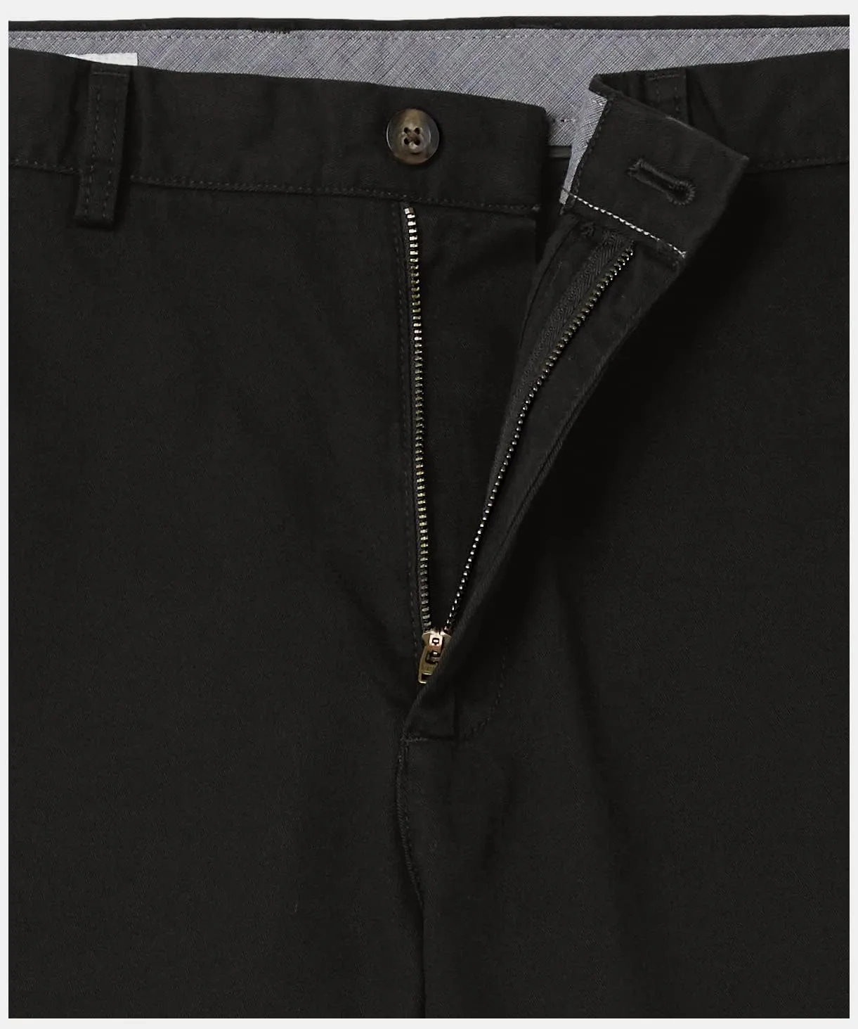 Amazon Essentials Men's Classic-Fit 7" Chino Short