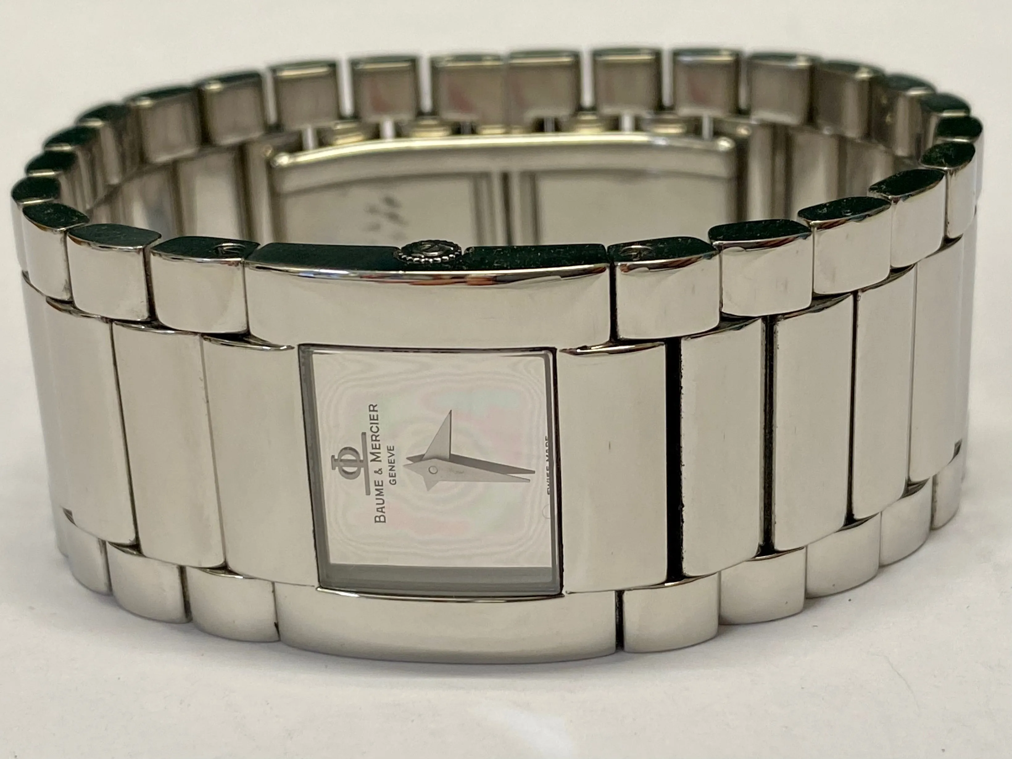 BAUME & MERCIER SS High Polish Mirror Style Dial w/ White Hands- $10K APR w/COA!