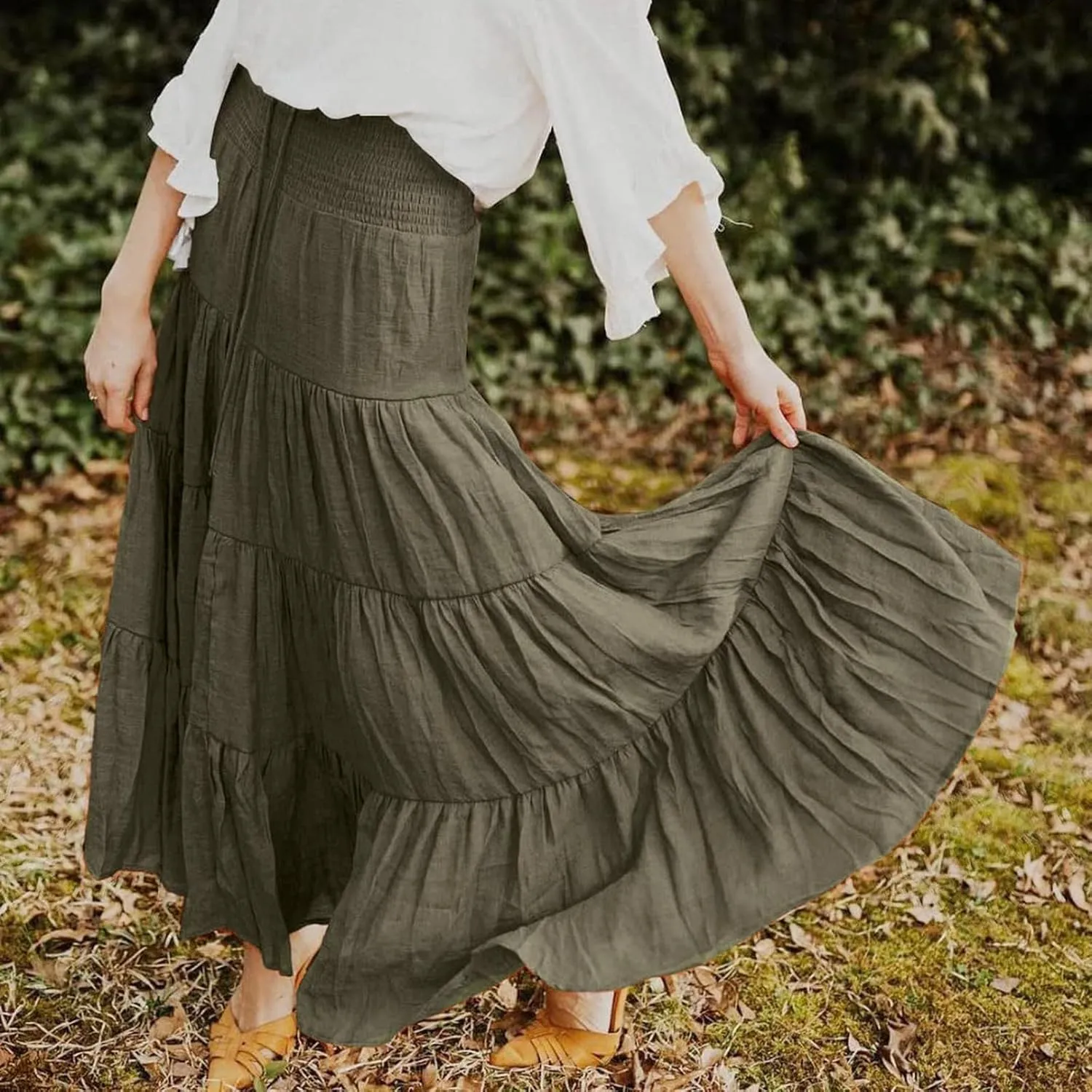 Boho Maxi Skirts for Women 2025 Summer Elastic Waisted Solid Color Flowy Swing A-Line Pleated Long Skirt
