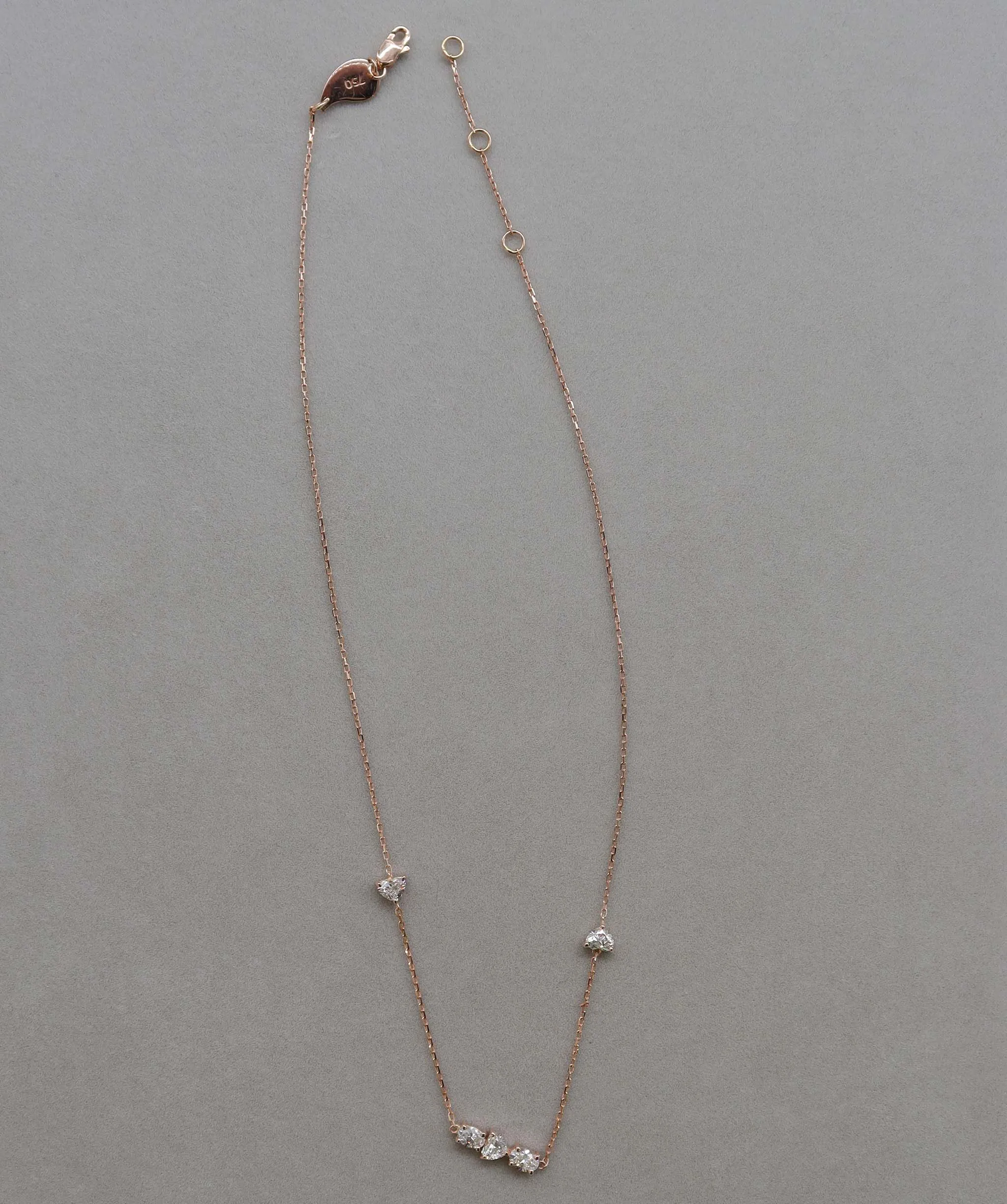 Choker heart cut And Oval cut design Rose

gold DXBS2962