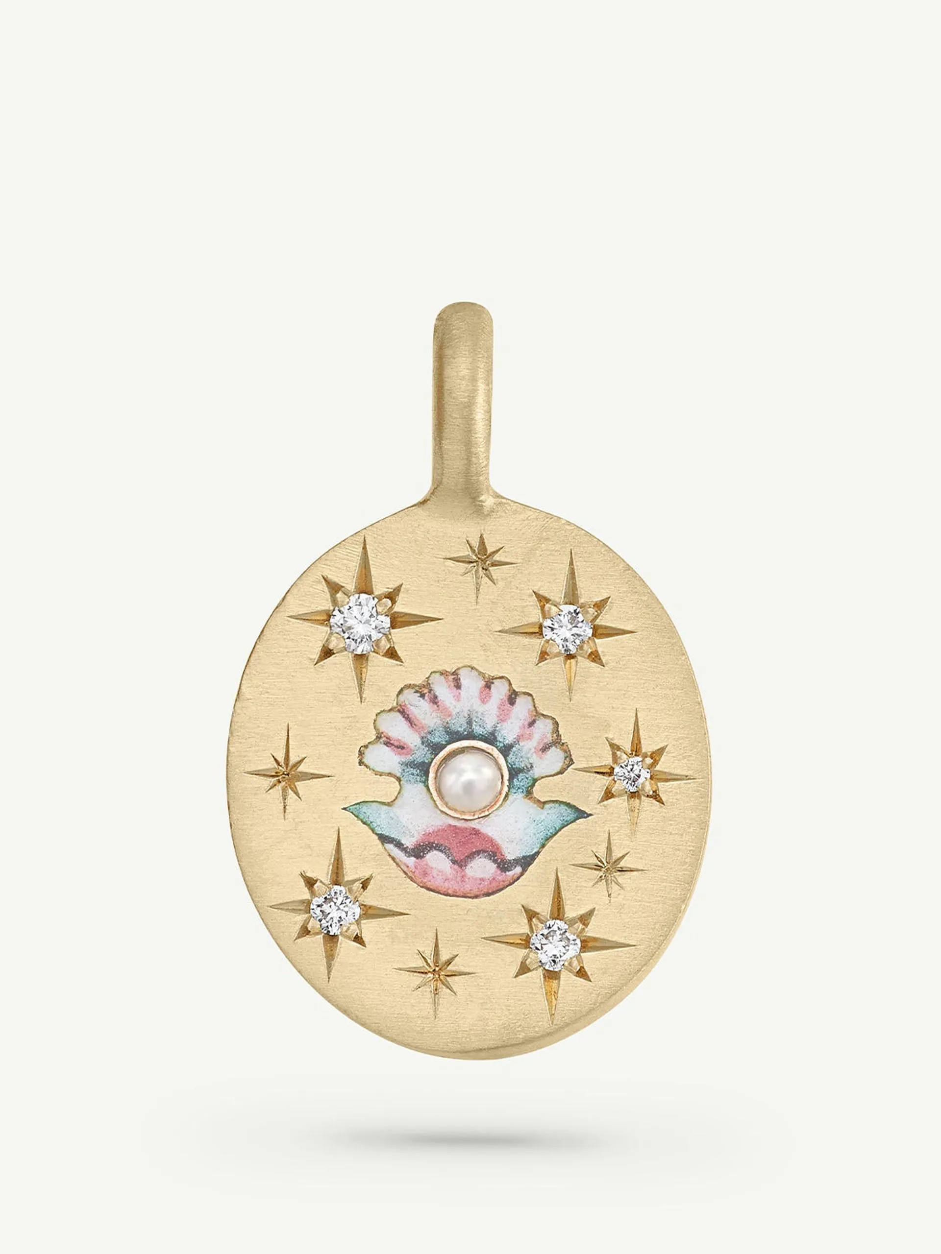Clam and pearl charm