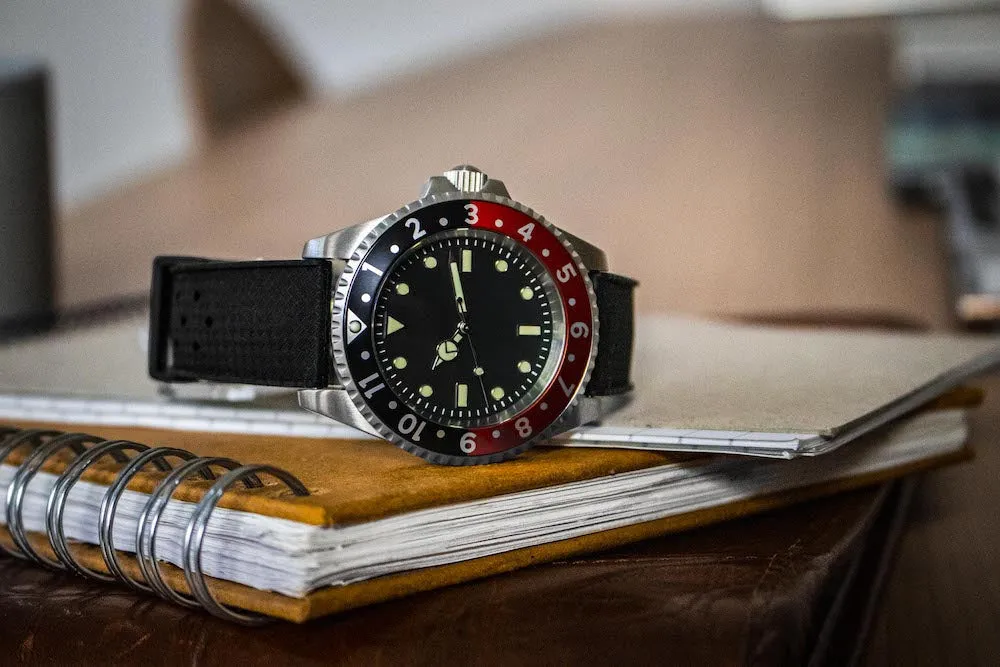 Enoksen Watch Dive E02/H Coke Black & Red Special Edition