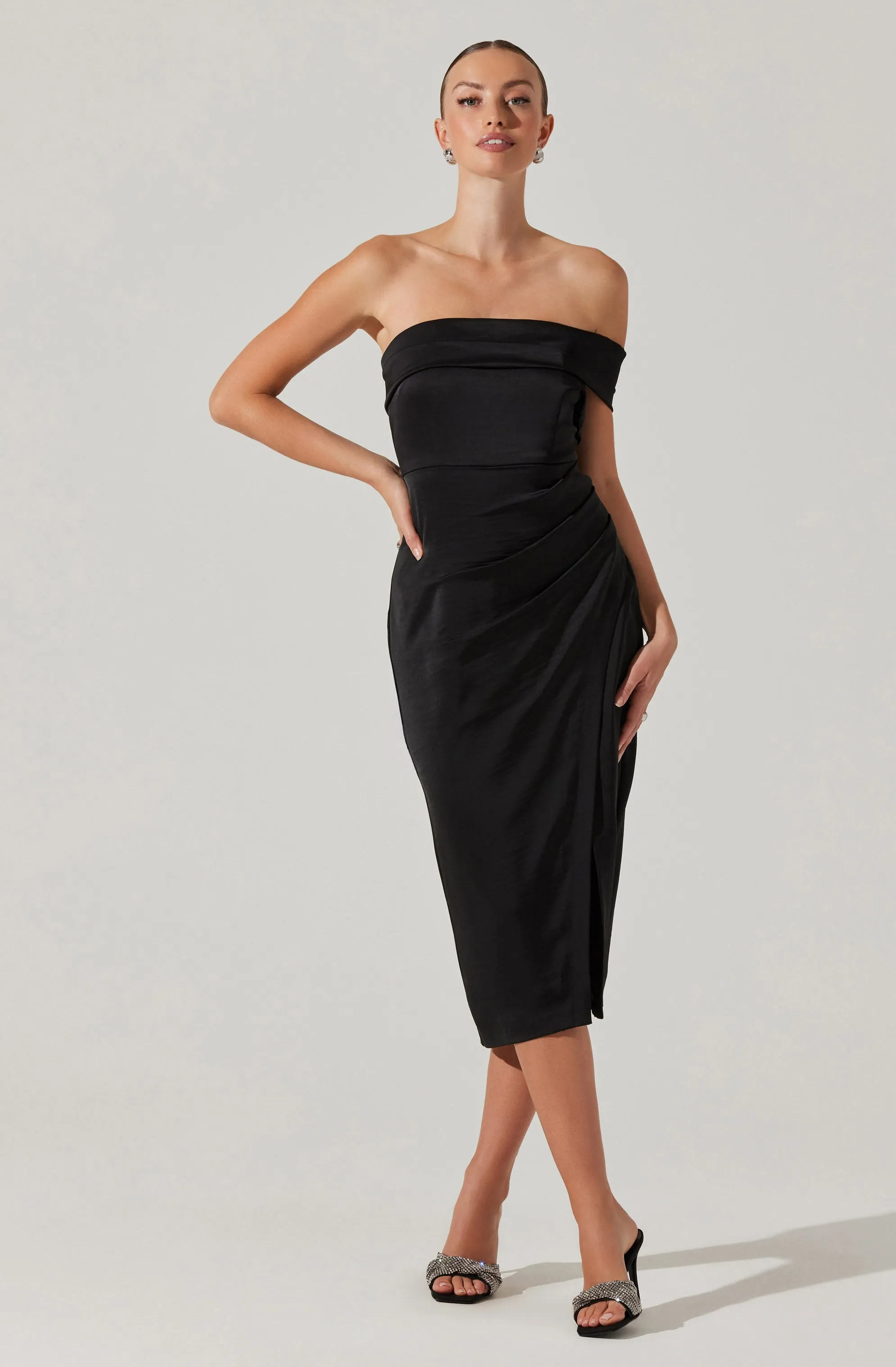 Gwyneria Off Shoulder Midi Dress