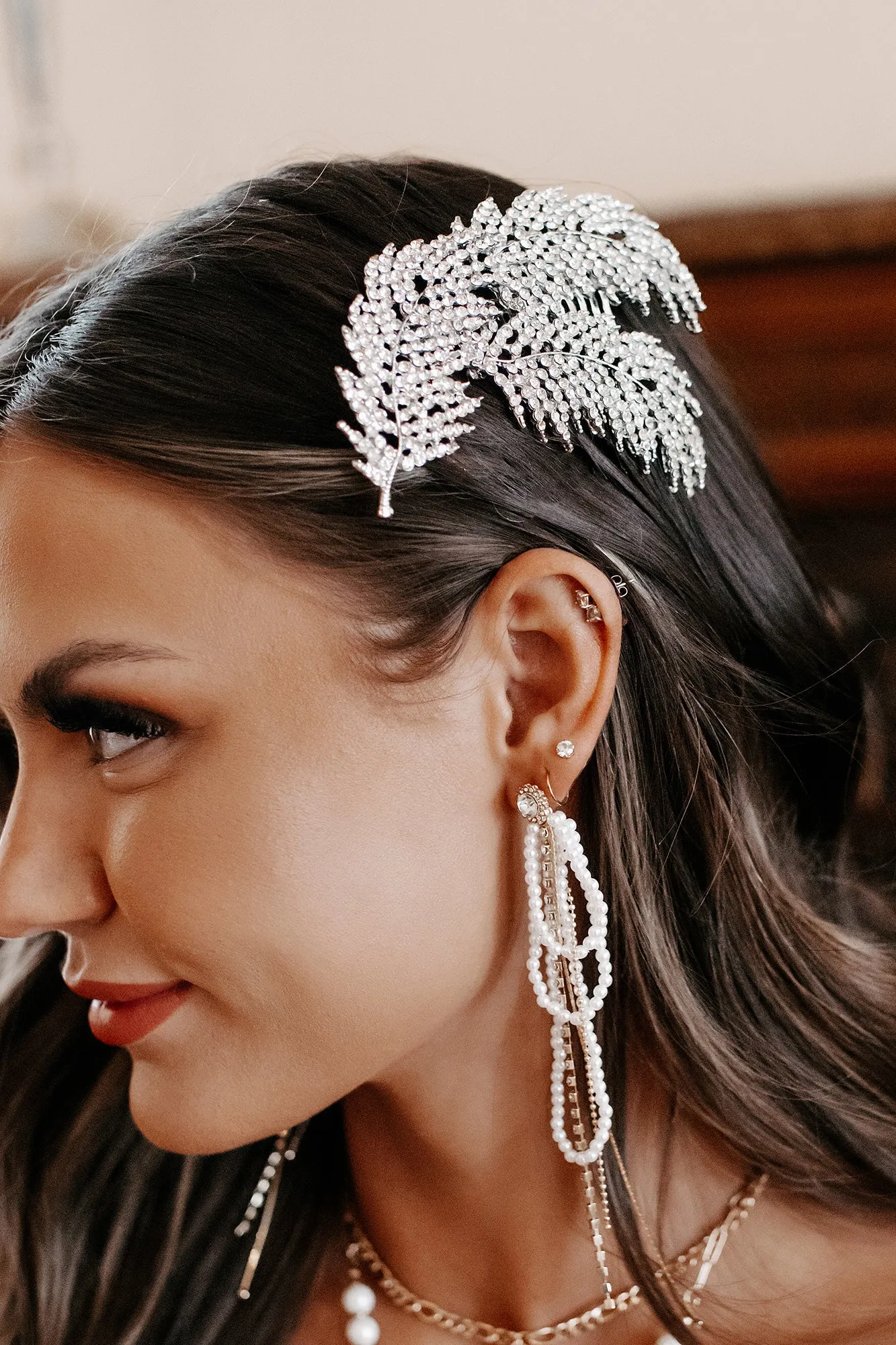 Lovingly Yours Rhinestone Leaf Hair Comb Piece (Silver)