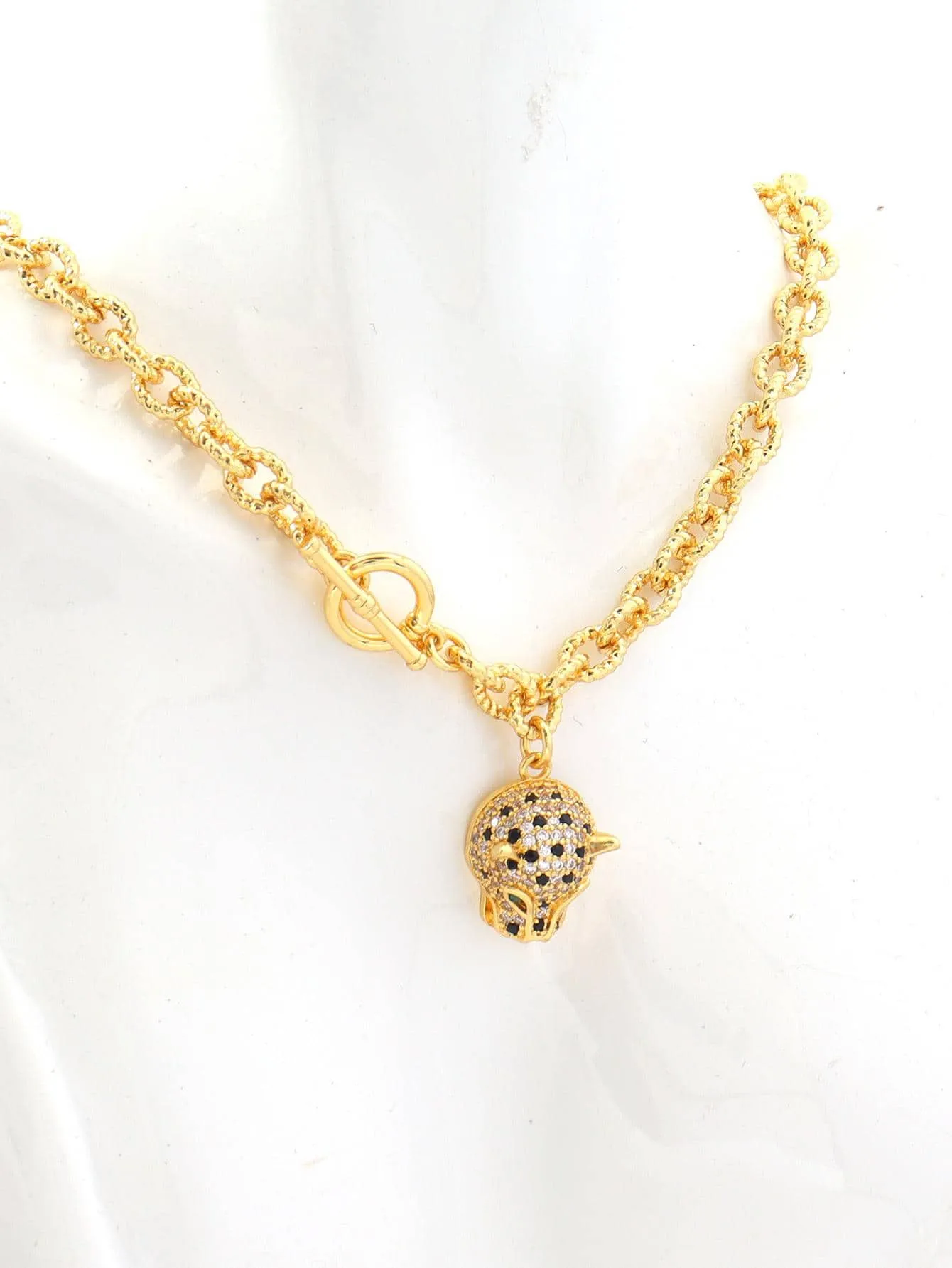 Rhinestone Leopard Head Charm OT Buckle Necklace