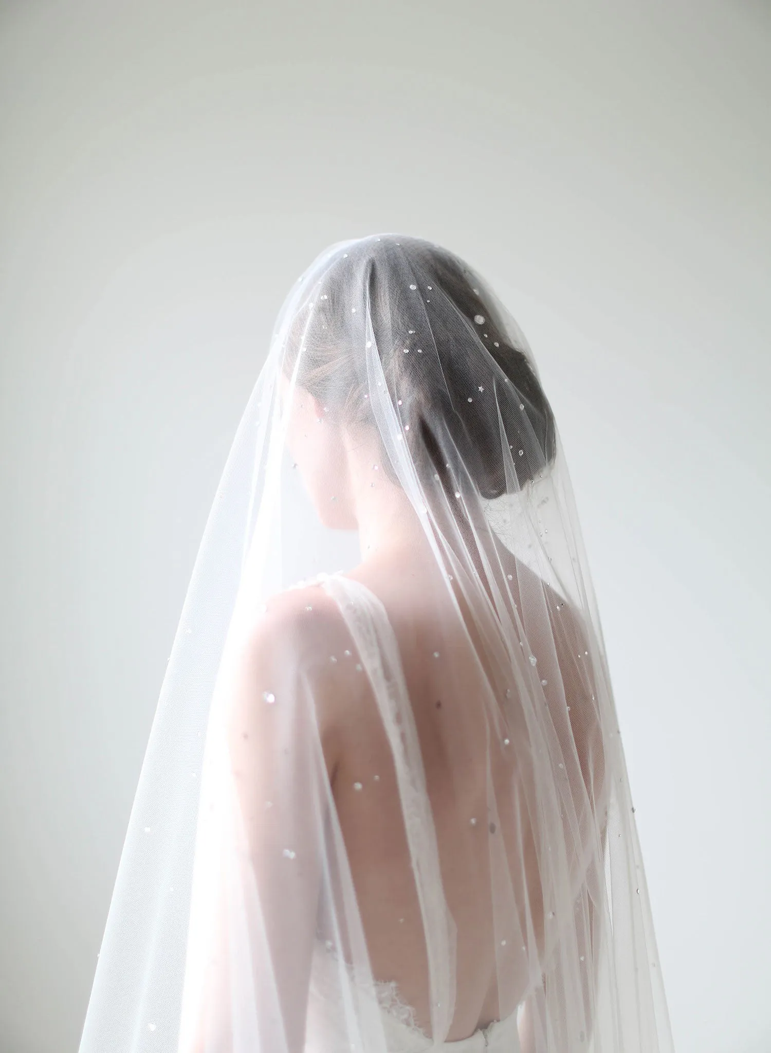 Shimmering starry crystal veil - Style #712