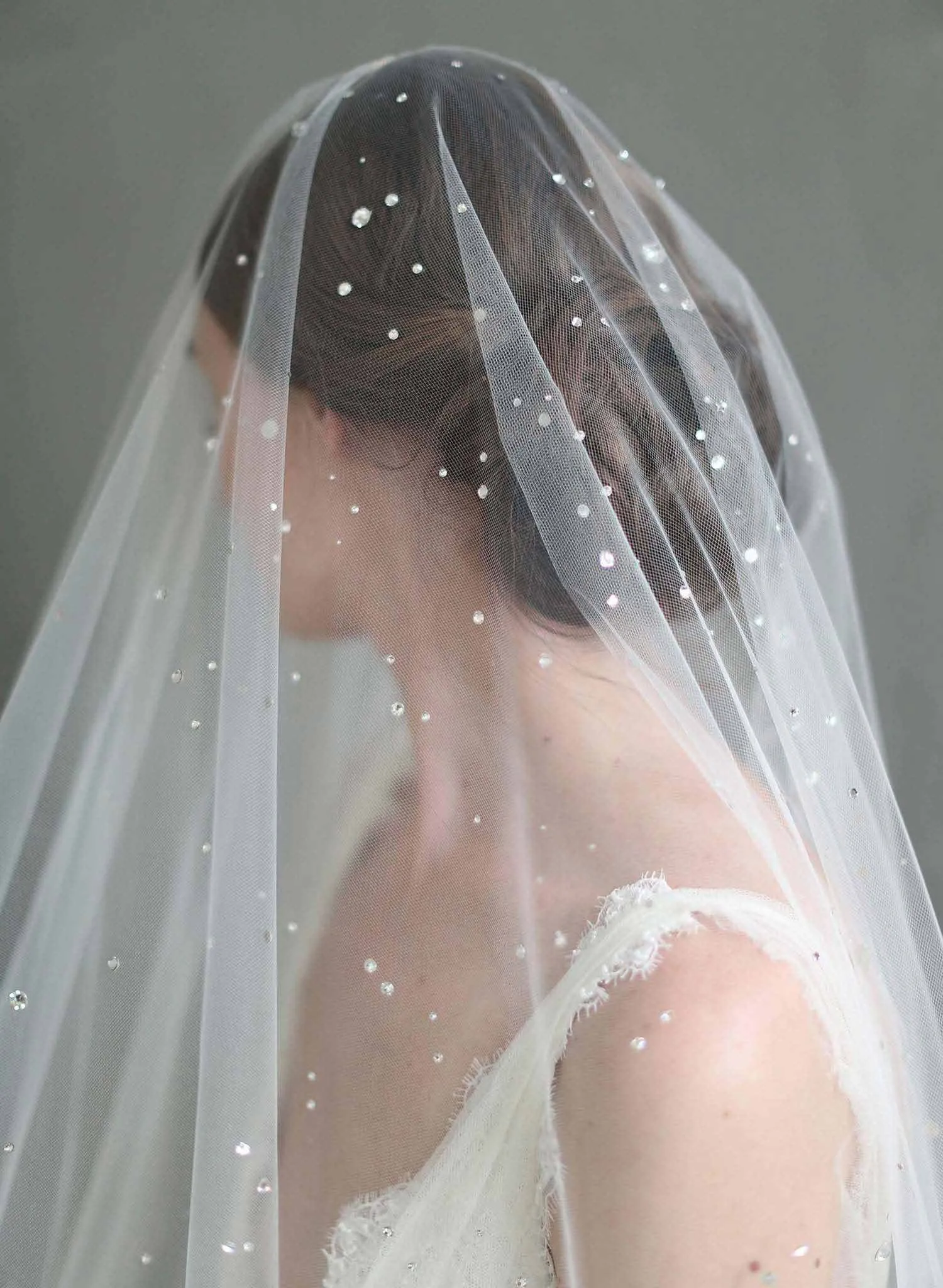 Shimmering starry crystal veil - Style #712