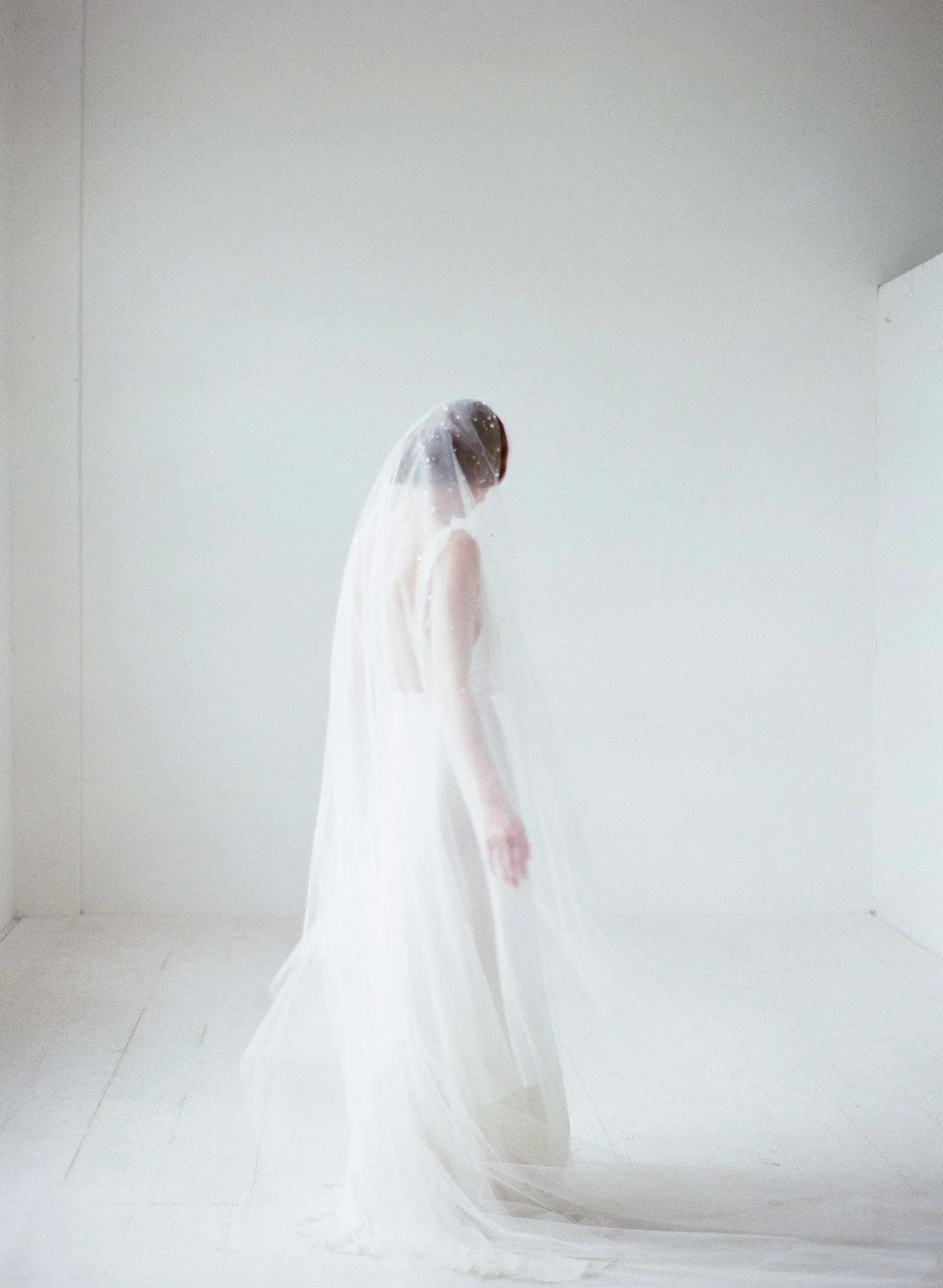Shimmering starry crystal veil - Style #712